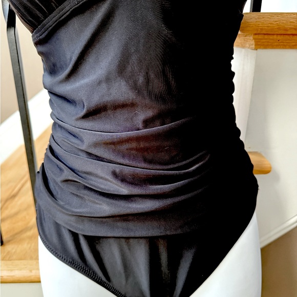 Black NEW one piece tummy control ruched waist swimsuit Size Small corset back 2 - Picture 3 of 5